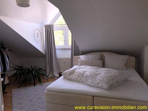 Schlafzimmer 2. Ansicht.JPG - 