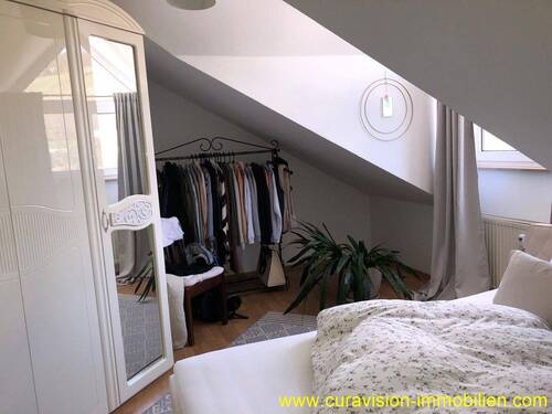 Schlafzimmer 3. Ansicht.JPG - 
