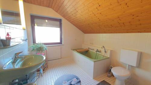 Badezimmer, DG - 