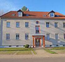 * 2-RWE * offene Wohnküche * Tageslichtbad * Wanne * PKW-Stellplatz * - Böhlen