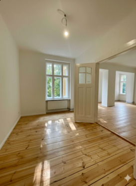 Arbeitszimmer - 4 Zimmer Etagenwohnung in Luckenwalde