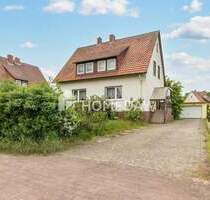 Charmantes Einfamilienhaus mit großem Garten, Wintergarten und Garagen auf Erbpachtgrundstück - Bückeburg