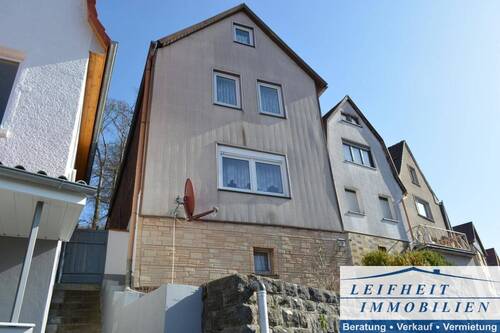 Vorderansicht - 4 Zimmer Mehrfamilienhaus, Wohnhaus zum Kaufen in Südeichsfeld OT Heyerode