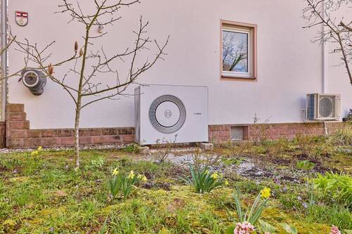 Außenansicht, Wärmepumpe - 