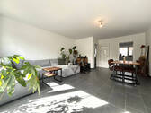 Wohnbereich - Moderne, lichtdurchflutete 2 ZKB Erdgeschosswohnung in Eversten sucht zum 01.06.2026 neue Mieter!