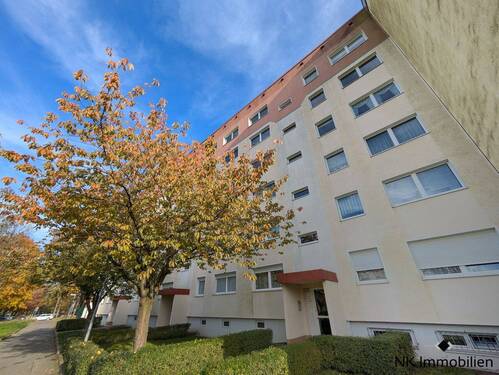 Wohngebäude - 3 Zimmer Etagenwohnung zur Miete in Chemnitz