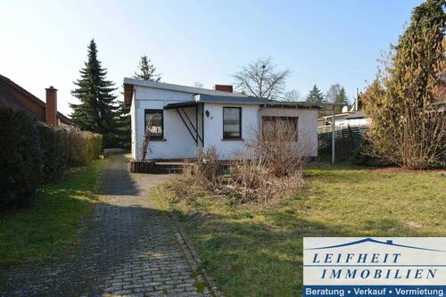 Seitenansicht rechts - Mehrfamilienhaus, Wohnhaus mit 87,00 m&sup2; in Mühlhausen/Thüringen zum Kaufen