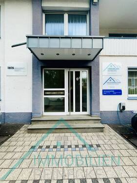 Hauseingang hochformat - 3 Zimmer Büro zur Miete in Iserlohn