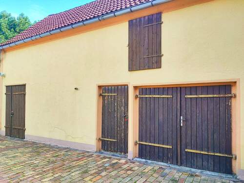 Garage - 