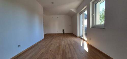 Beispiel: Bodenbelag etc. identisch - 