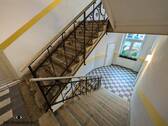 Treppenhaus - Etagenwohnung mit 80,00 m² in Chemnitz zur Miete
