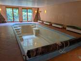 Hallenschwimmbad - 