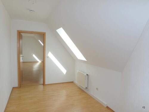 Arbeitsbereich, Zugang zum Schlafzimmer - 