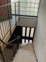 Treppenaufgang zum Obergeschoss - 