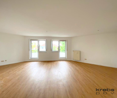 Wohn-/Essbereich - Lichtdurchflutete 3-ZKB Wohnung x großer Balkon