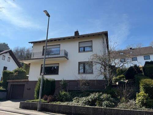 2 Straßenansicht - 6 Zimmer Einfamilienhaus zum Kaufen in Kusel