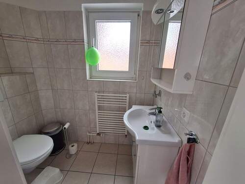 Gäste WC.jpg - 4 Zimmer Einfamilienhaus in Bad Oldesloe