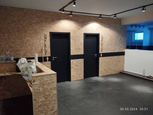 Ansicht Umkleide - Exklusiv, neuer Fitness- und Sportraum zu vermieten! TOP-Lage in 72458 Albstadt