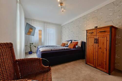 Zimmer im OG mit Balkon - 