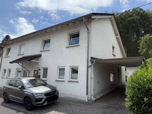 Straßenansicht - 4 Zimmer Doppelhaushälfte in Dernbach