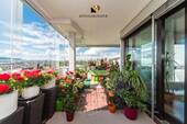Verglaster Balkon - 