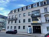 Hausansicht - 4 Zimmer Etagenwohnung zur Miete in Dresden