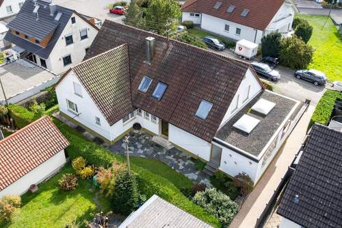 Rückansicht - 6 Zimmer Einfamilienhaus zum Kaufen in Geislingen