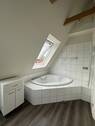 Eckbadewanne im Obergeschoss - 