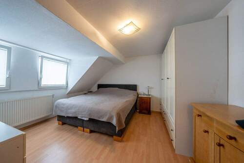 Schlafzimmer 1 DG - 