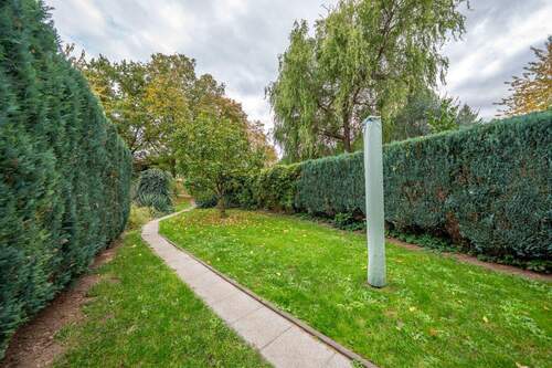 Gartenbereich - 1 Zimmer Einfamilienhaus zum Kaufen in Düren