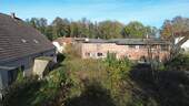 Blick auf Haus + Stall - 