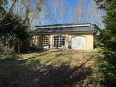 Ansicht - Michendorf: Freistehender Bungalow in ruhiger Wohngegend mit direktem Zugang zum Golfplatz, unweit Seddiner See!