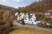 Ansicht Nordost Winter - Mehrfamilienhaus, Wohnhaus mit 193,00 m² in Egloffstein zum Kaufen