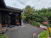 Kleine Terrasse Eingangsbereich.jpg - 