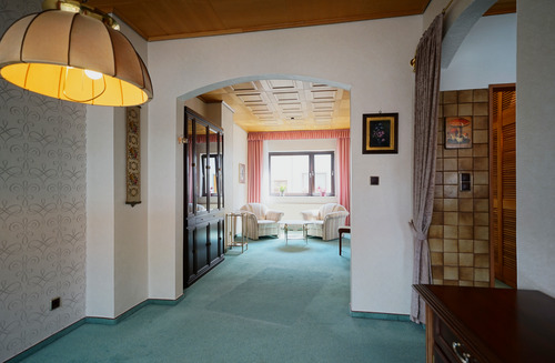 Blick vom Esszimmer ins Wohnzimmer - 4 Zimmer Reihenmittelhaus in Bremen