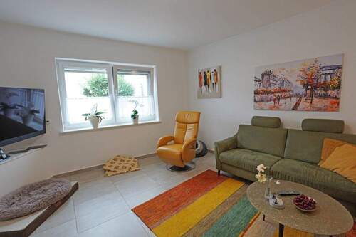 Gr. Whg EG - Wohnzimmer 2 - 