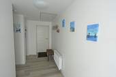 Flur OG - Zugang zu gr. & kl. App - 