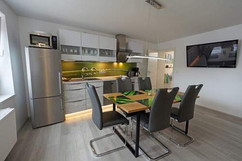 gr. App - Essbereich mit Küche - 