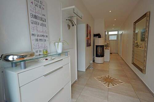 Gr. Whg EG - Eingangsbereich - 