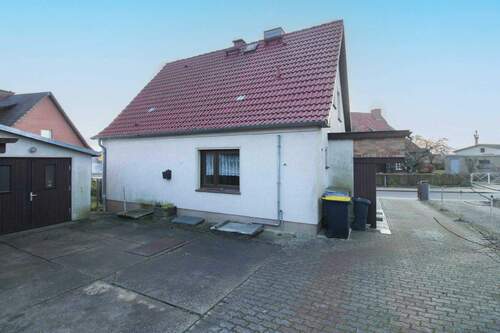 Außenansicht (Nordost) - 