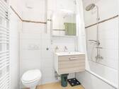 innenliegendes Bad mit Wanne - 