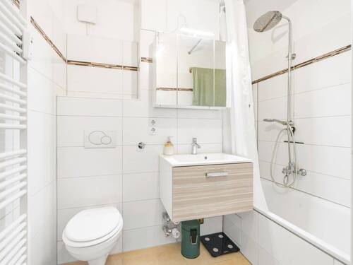 innenliegendes Bad mit Wanne - 