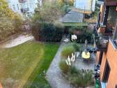 Garten mit Fahhradabstellplatz - 