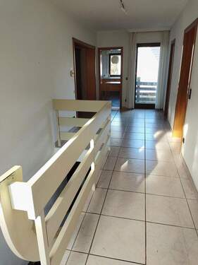 Flur Treppe/Flur OG - 