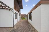 Durchgang zum Garten - 