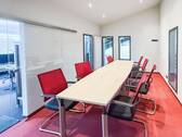 Separater Besprechungsraum für Meetings und Kundentermine - 