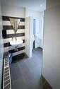 Modernisierte Sanitärbereiche in gepflegtem Zustand - 