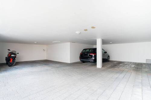 Tiefgarage - 