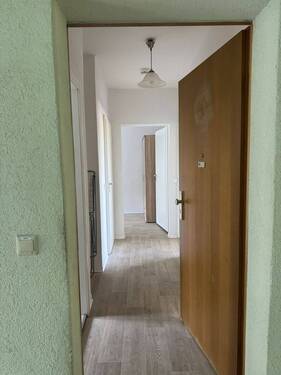 Flur.jpg - 3 Zimmer Etagenwohnung zur Miete in Coswig (Anhalt)