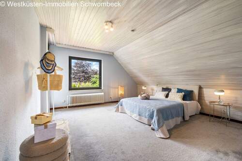 Schlafzimmer DG - 